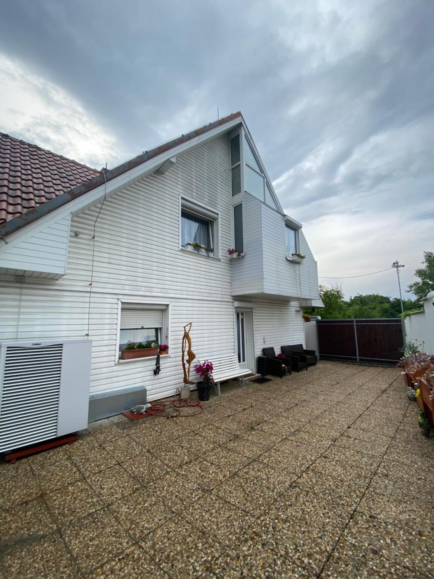 U Hanky Homestay *